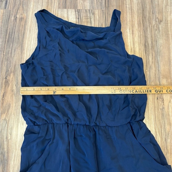 Theory - Silk Osteen Draped Dress Side Pockets Sleeveless Navy Blue in Size 12 - Picture 10 of 11